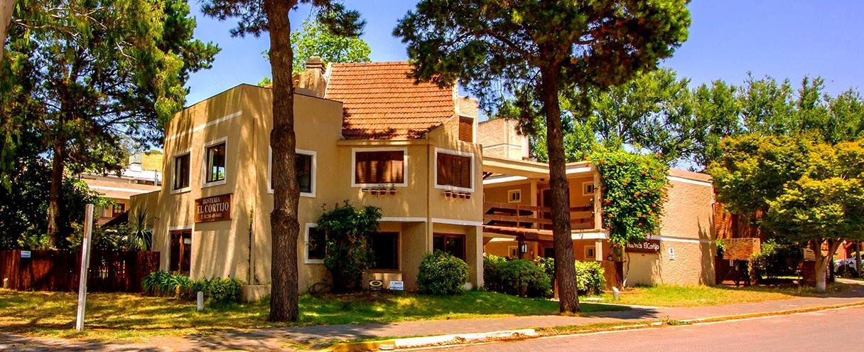 El Cortijo Hotell Pinamar Exteriör bild