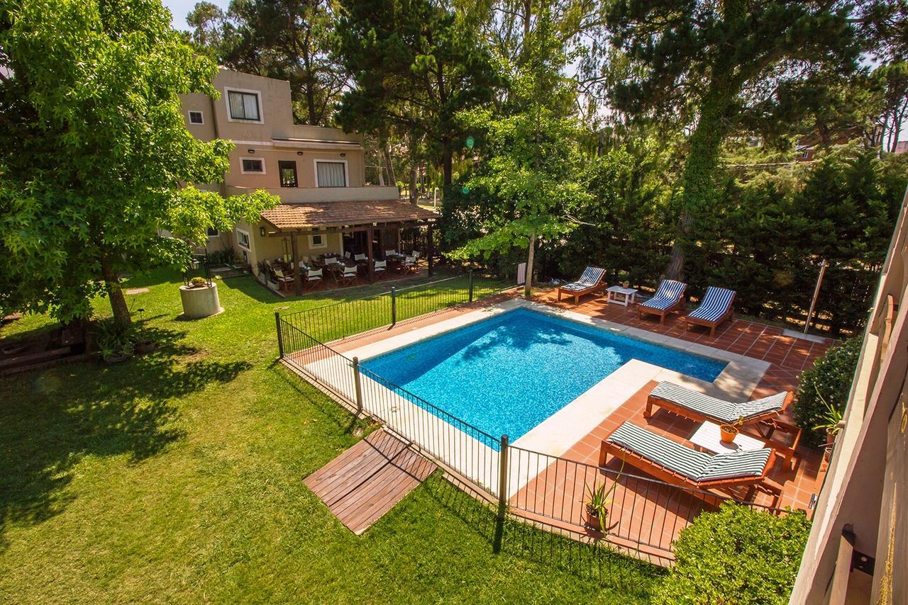 El Cortijo Hotell Pinamar Exteriör bild
